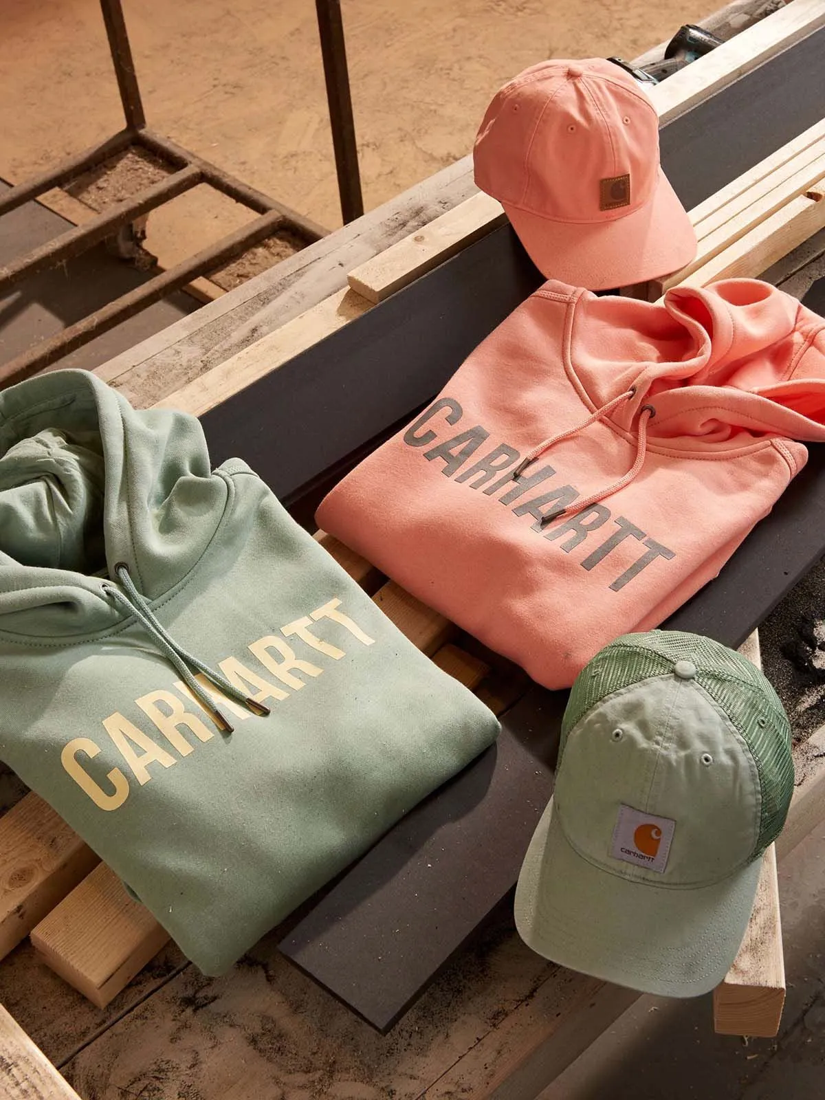 105639&#x20;Women&#x27;s&#x20;Work&#x20;Hoodie&#x20;Graphic&#x20;Logo&#x20;-&#x20;Carhartt