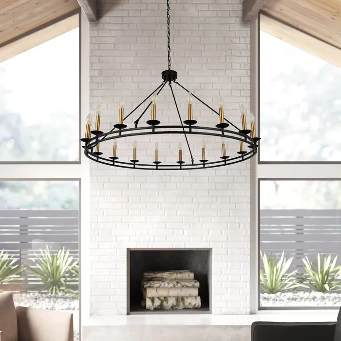 18-Lights Candle Wagon Wheel Chandelier