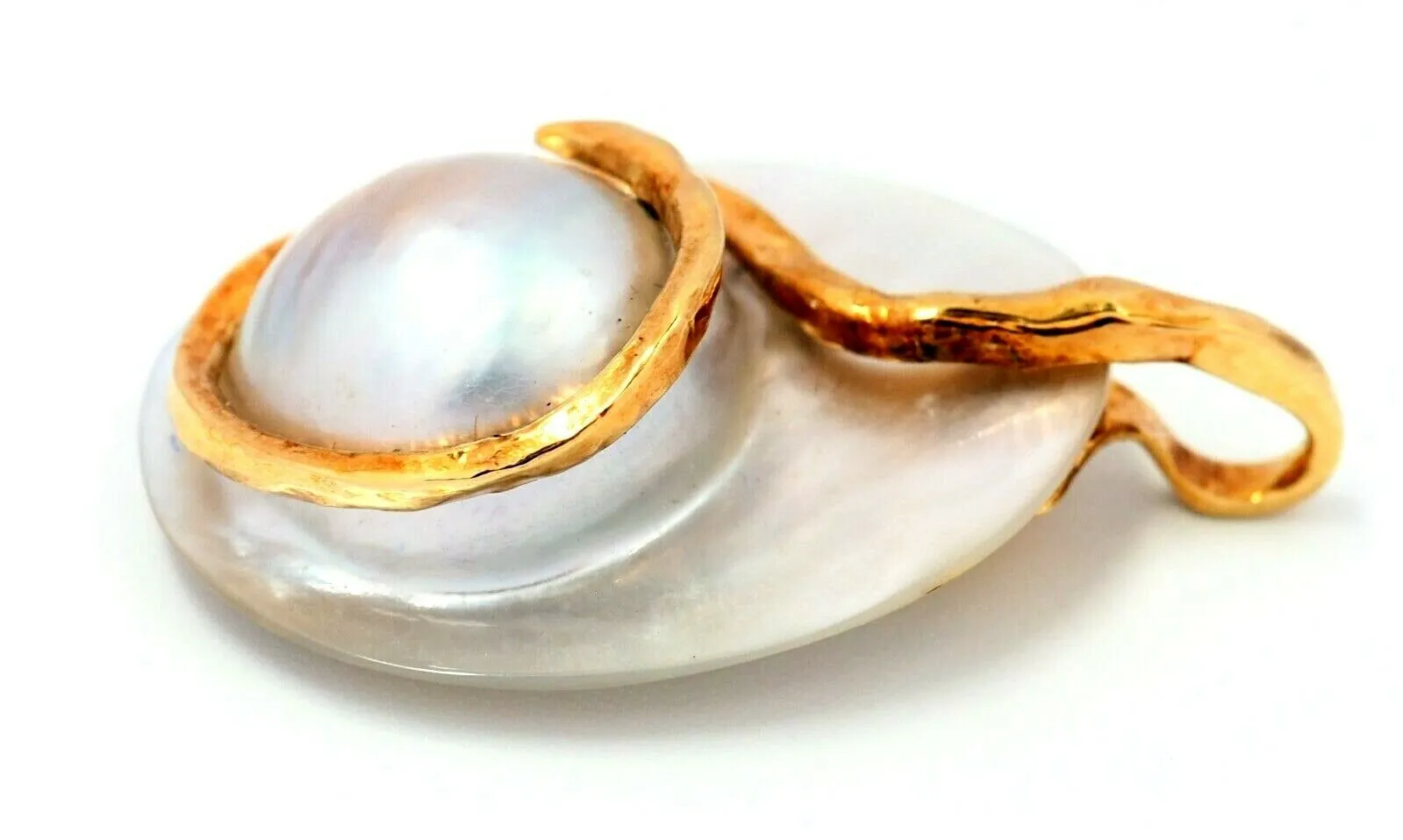 18ct Yellow Gold Mabe Pearl & Pearl Shell Pendant