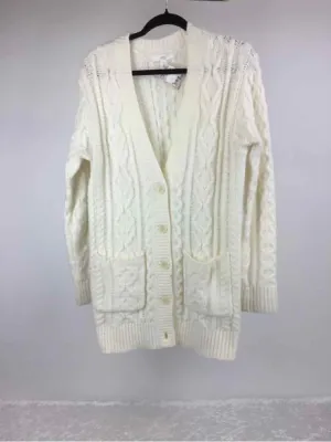 1901 Size S Winter White Knit button front Cardigan