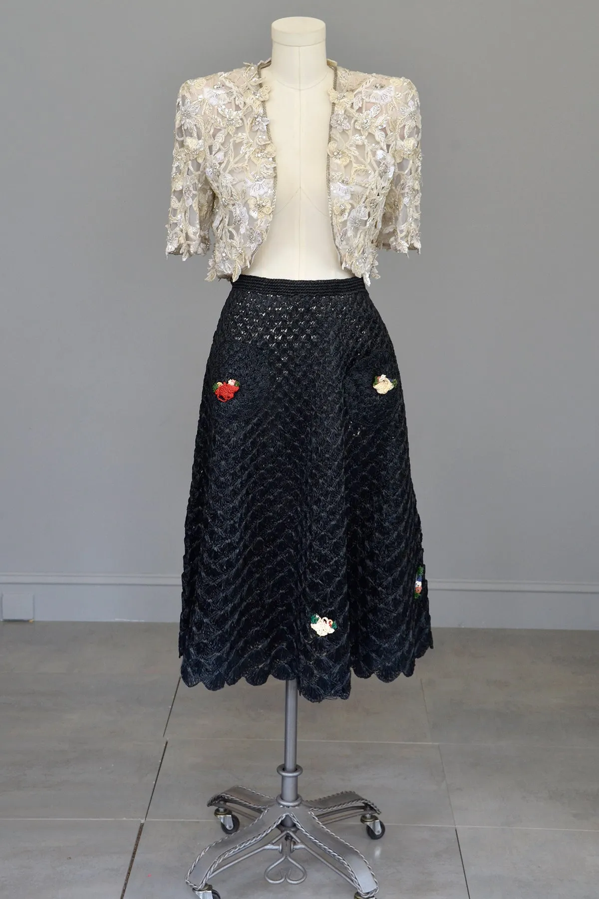 1950s Black Raffia Skirt, Size L