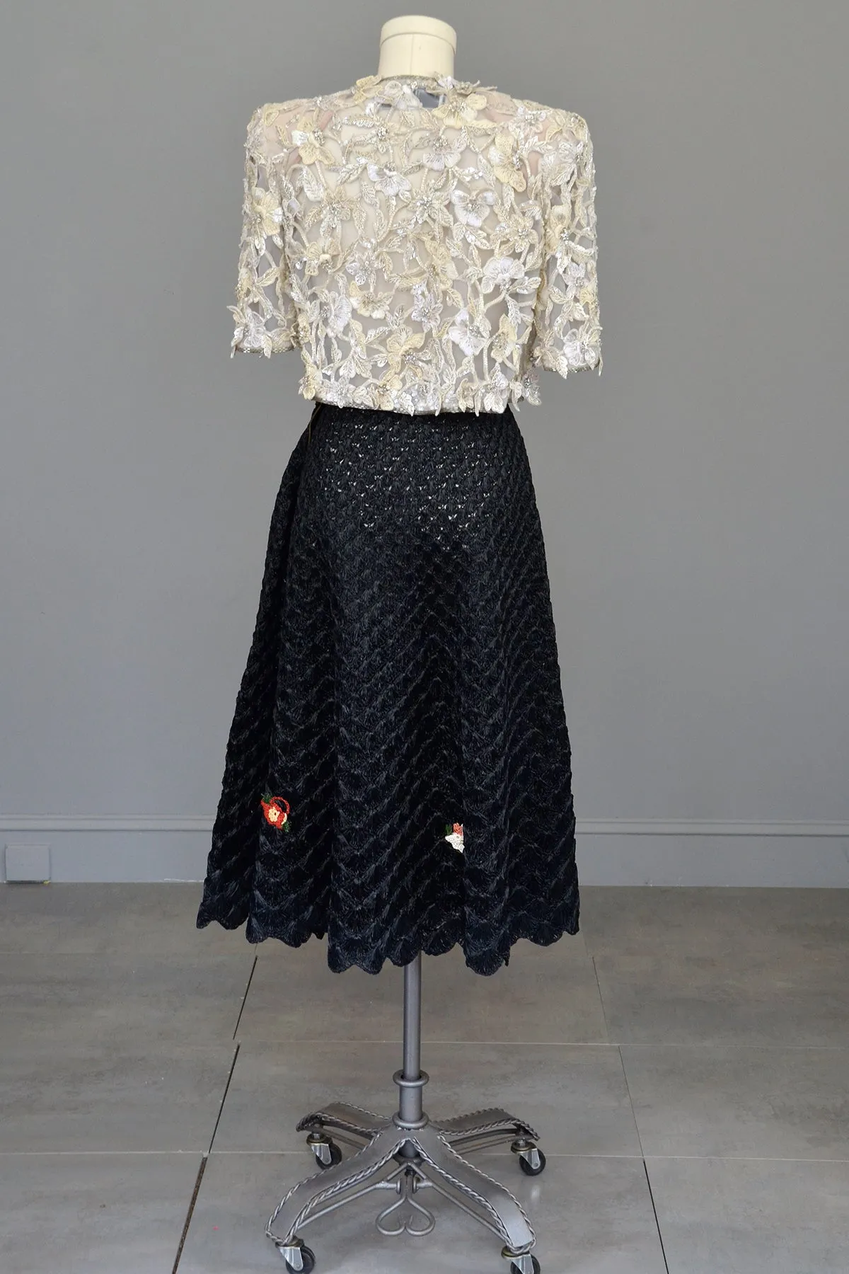 1950s Black Raffia Skirt, Size L