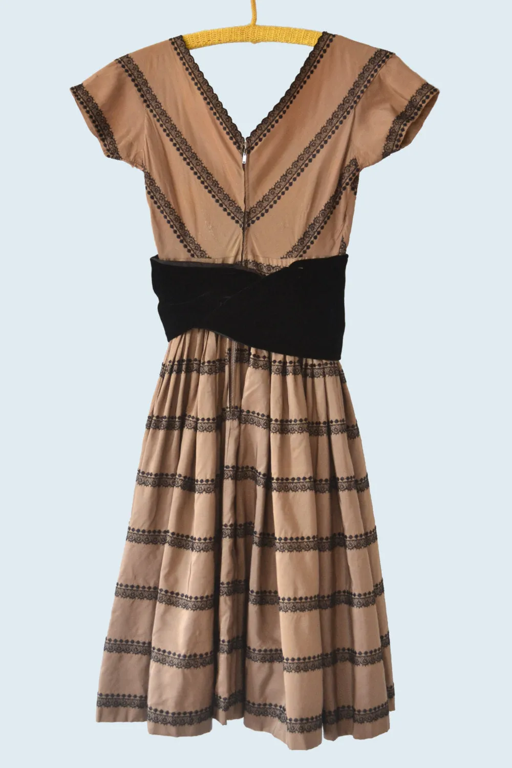 1950s Brown Satin and Embroidered Lace Dress size XS