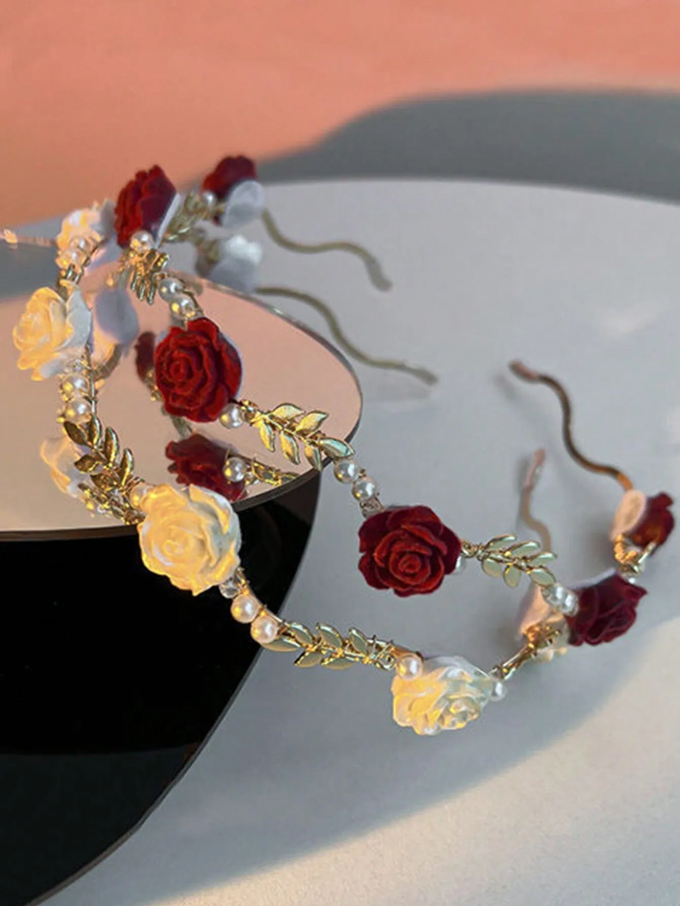 1pc Vintage Style Forest Rose Flower Crown Headband Bridal Rose Flower Wreath Hair Accessory In Pink