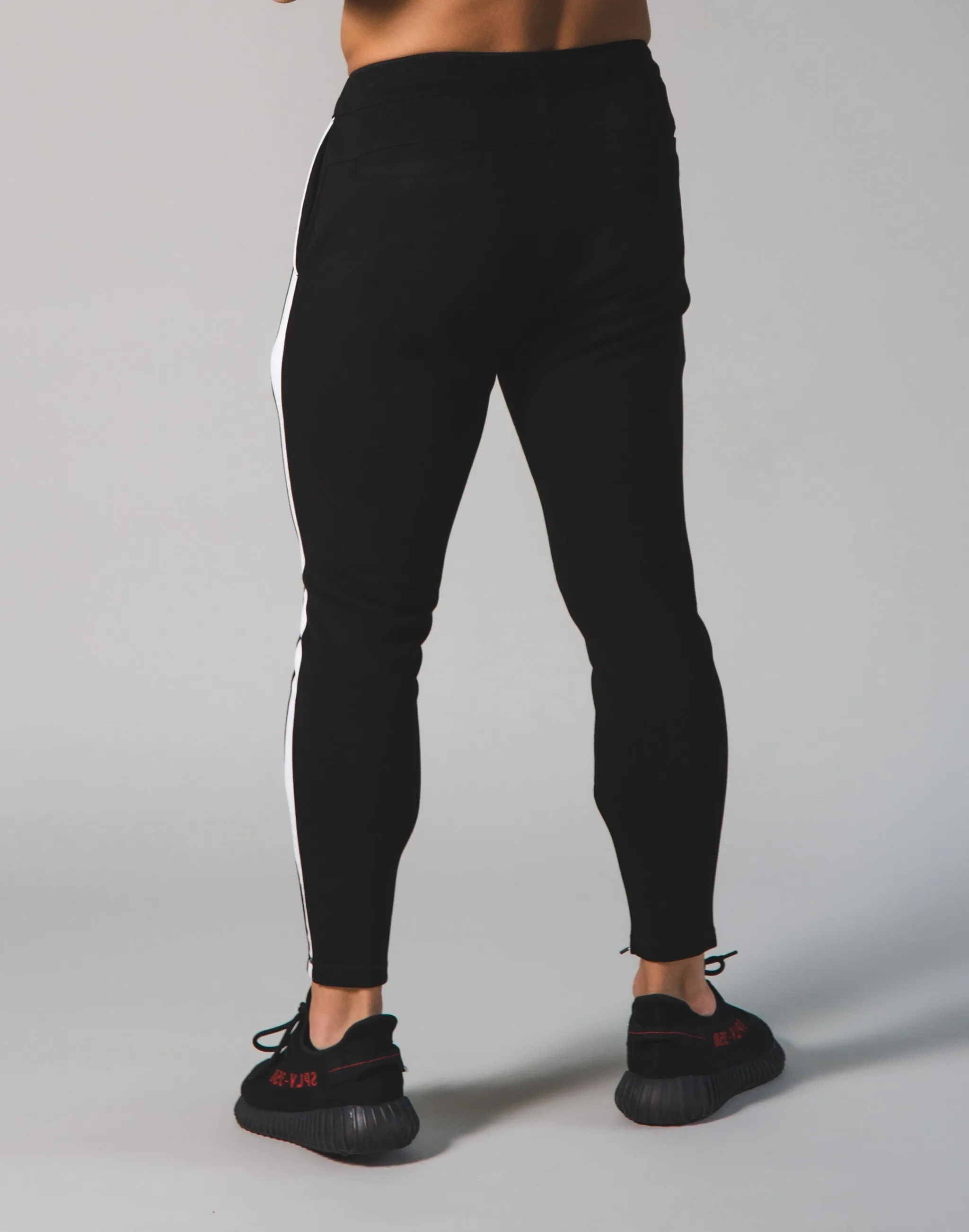 2Way Stretch One Line pants 2 - Black