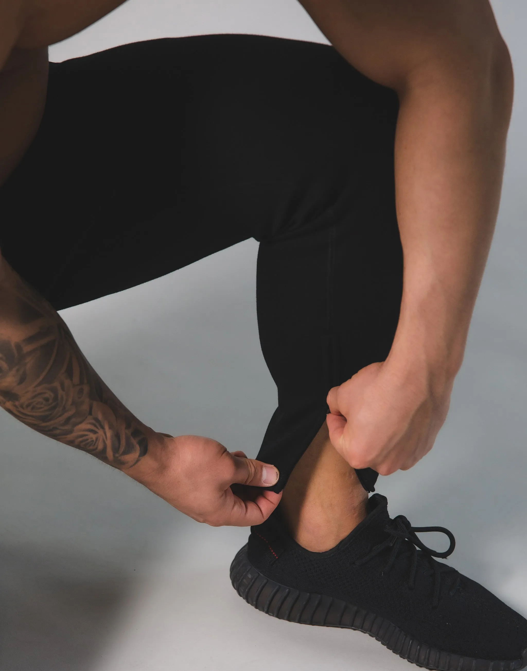 2Way Stretch One Line pants 2 - Black