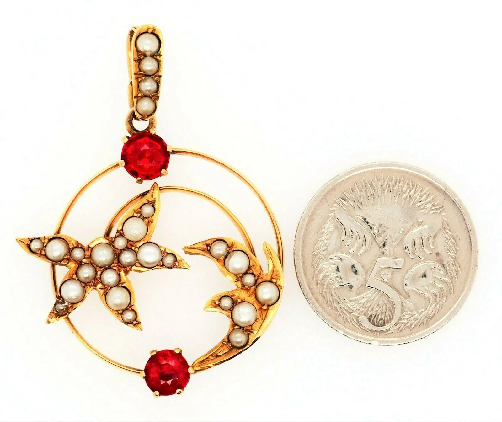9ct Yellow Gold Pearl & Garnet Pendant