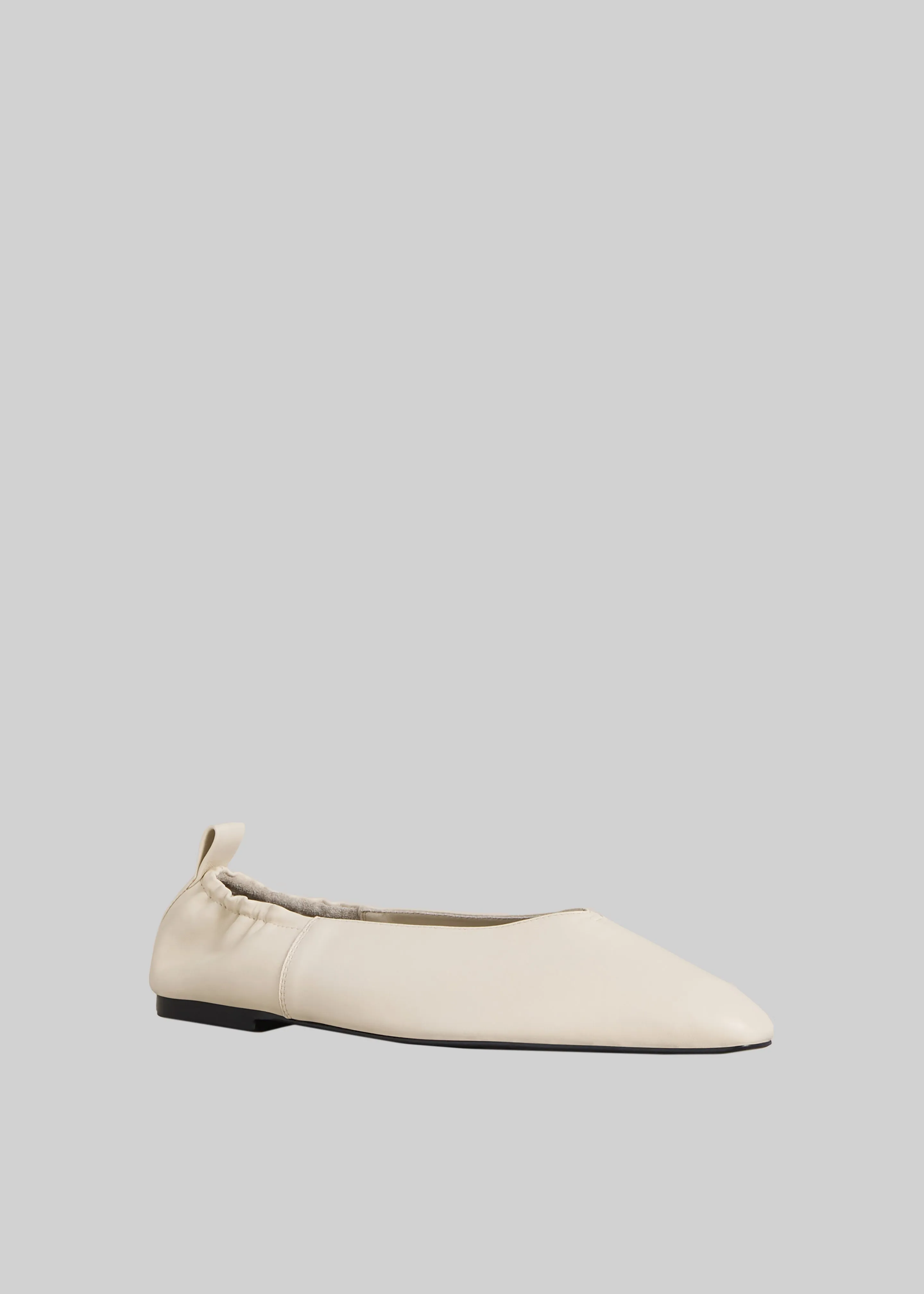 A.Emery Brie Flats - Eggshell