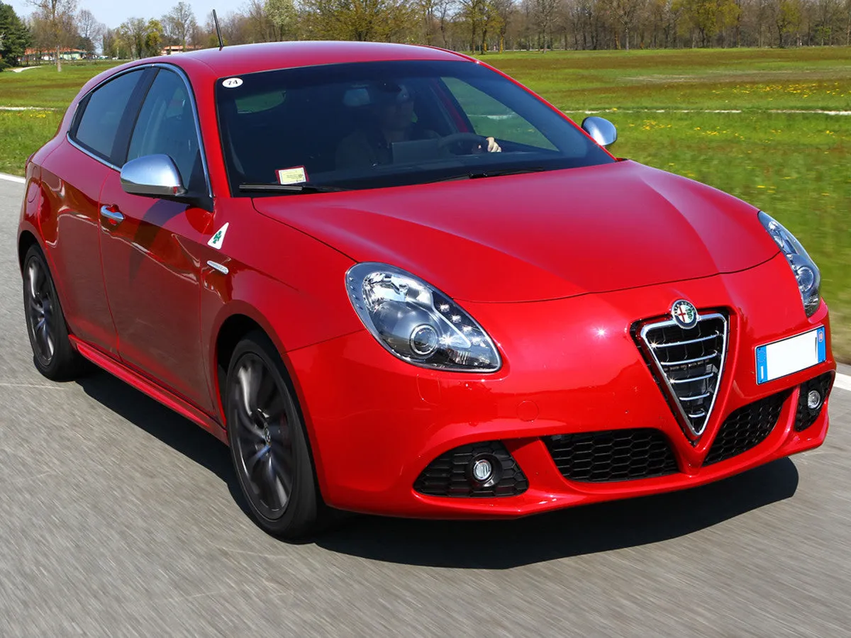 Alfa Romeo Giulietta (940) 2010-2020 SummerPRO Car Cover