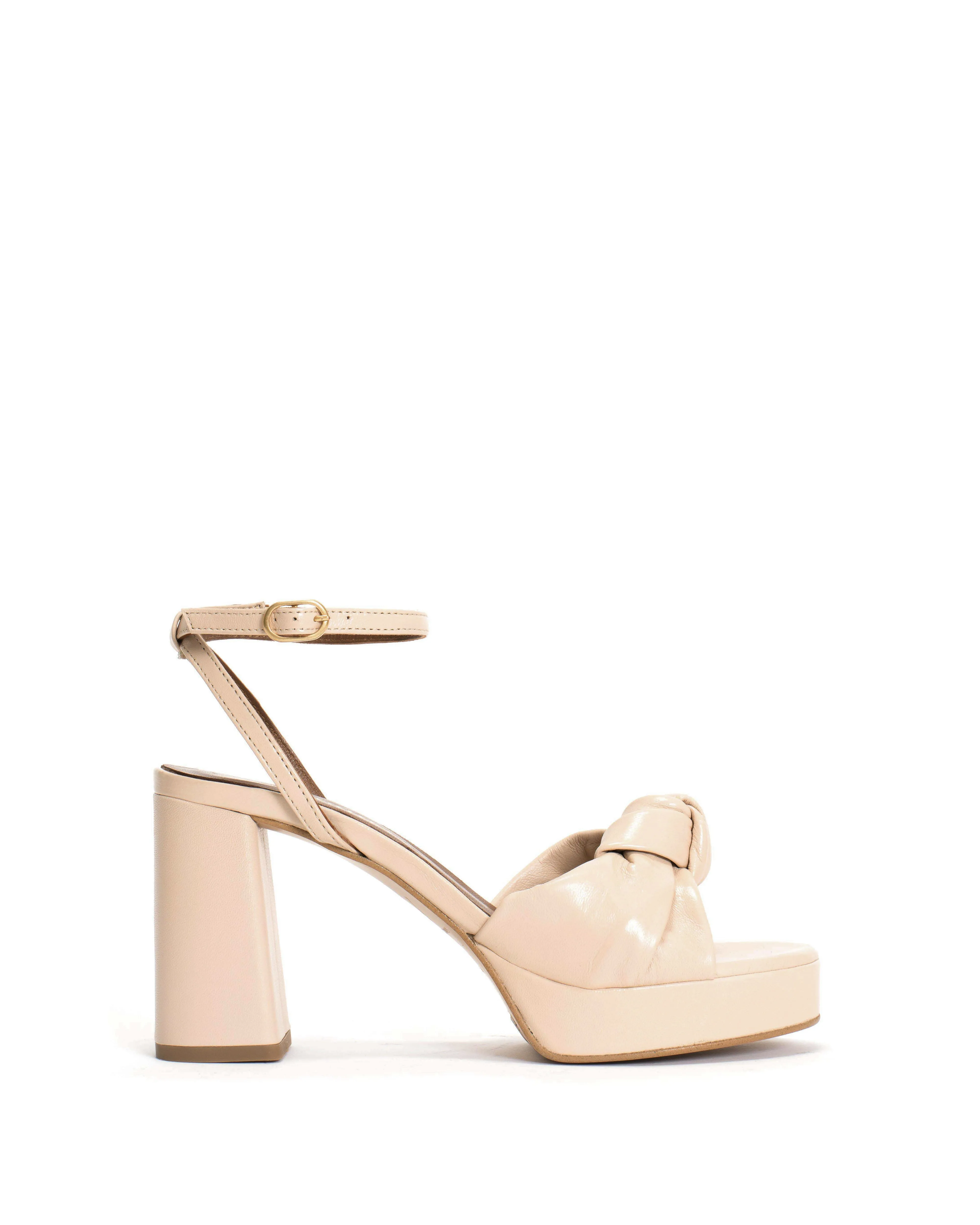 Aliza 85 platform Shiny lamb Vanilla cream
