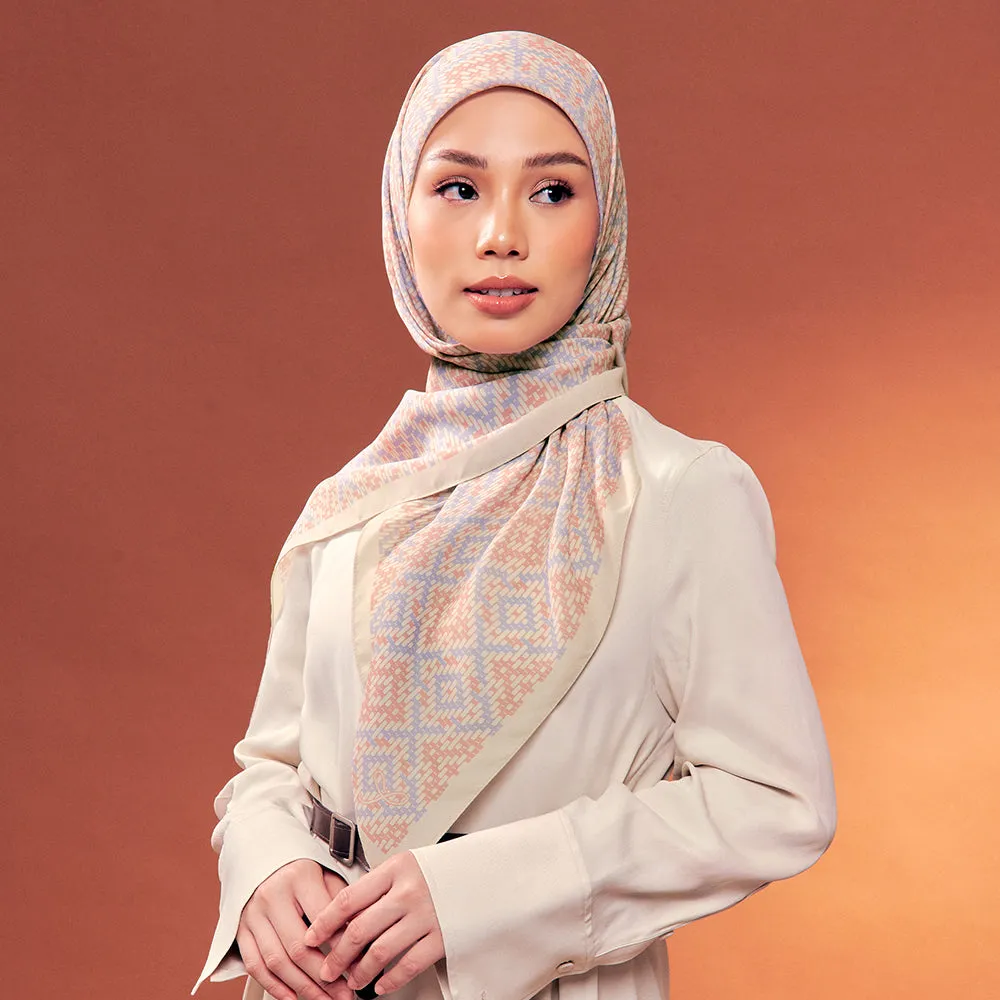 Anyaman in Segi (SQ)