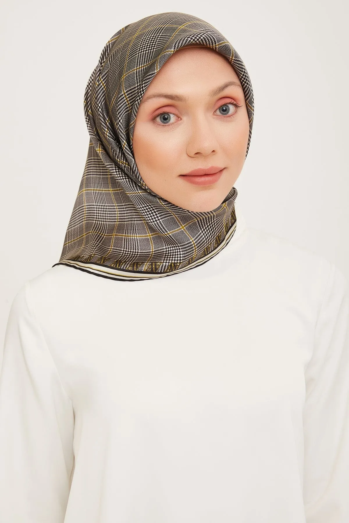 Armine Legian Women Silk Scarf #54