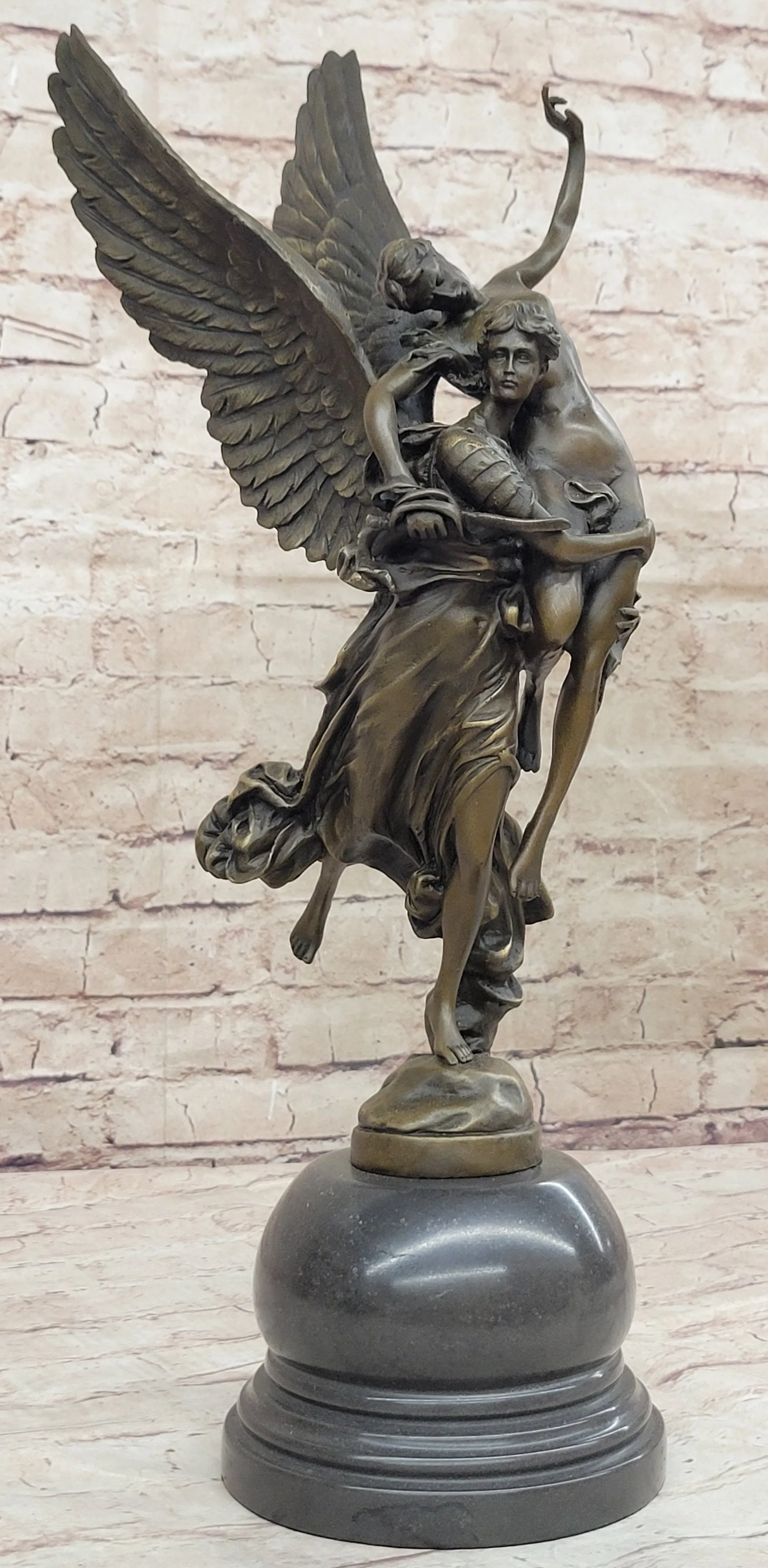 Artwork by Marius-Jean-Antonin Mercie, GLORIA VICTIS, Made of bronze,