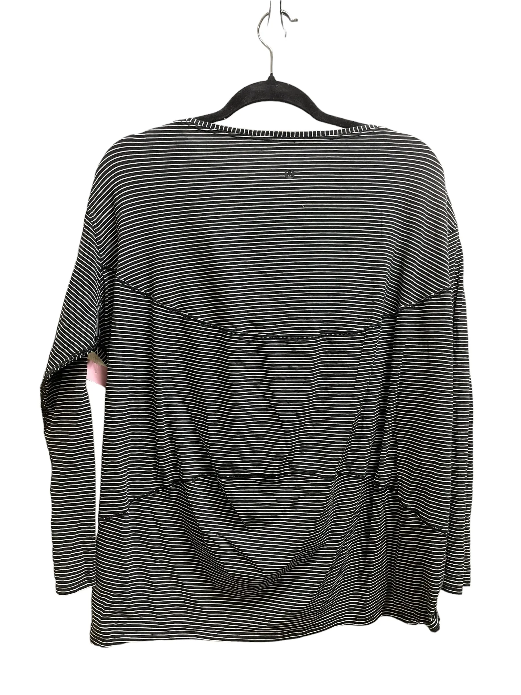 Athletic Top Long Sleeve Crewneck By Lululemon In Striped Pattern, Size: L