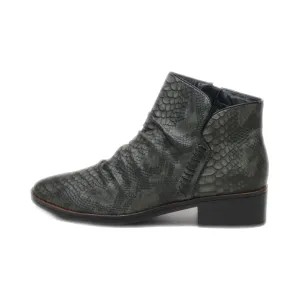 Baretraps Ankle Boots Leather Green Colour For Women