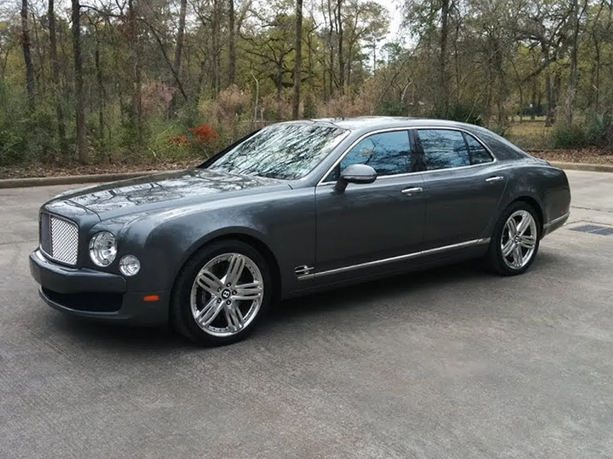 Bentley Mulsanne 2010-2020 DustPRO Indoor Car Cover