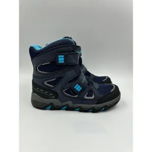 Big Kid Size 5 High Top Blue & Black Snow Boots, Ready for the Ultimate Elements