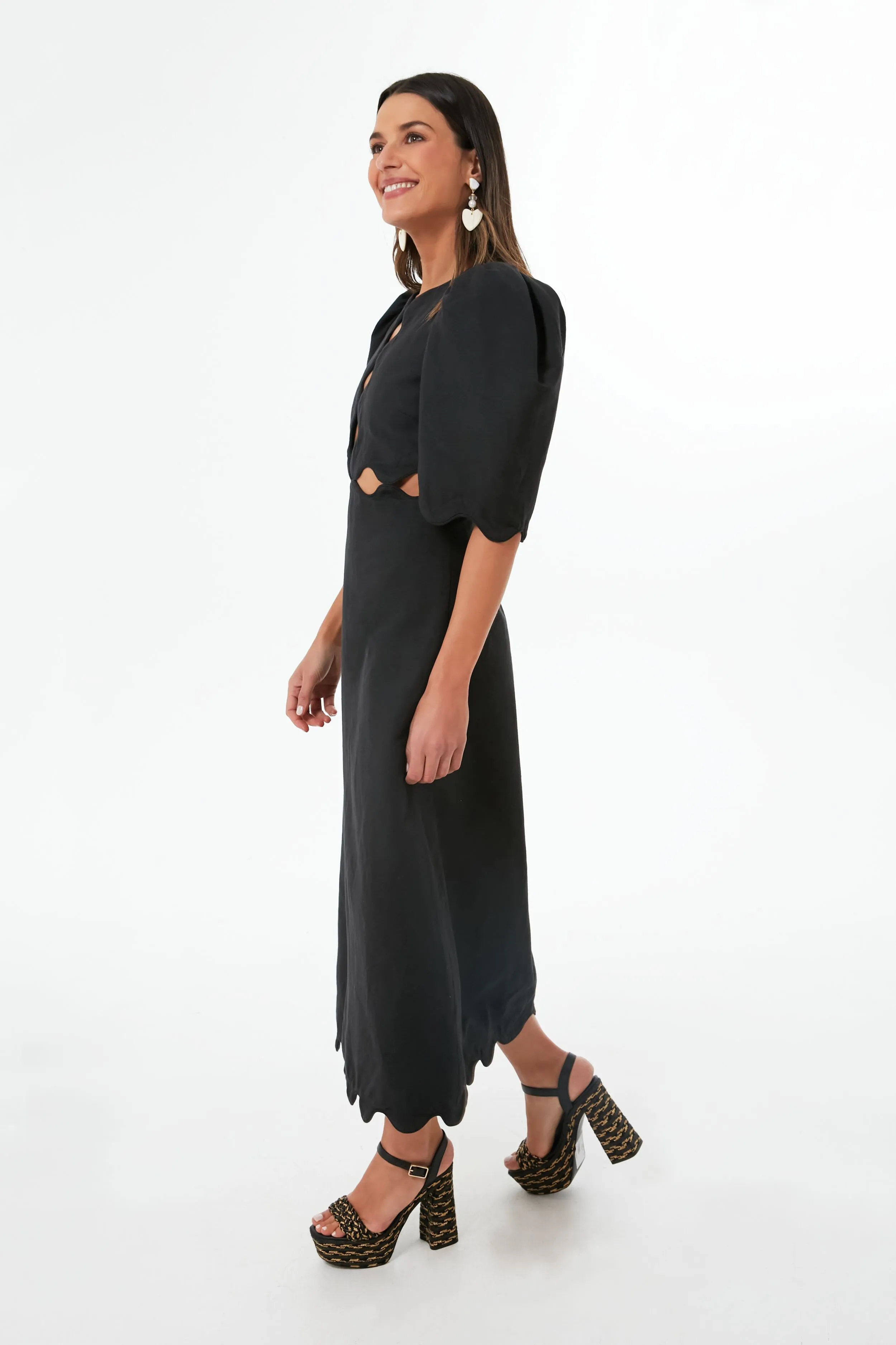 Black Leona Short Sleeve Dress