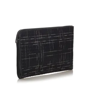 Bottega Veneta Intrecciato Leather Clutch Bag (SHG-27403) Bottega Veneta Intrecciato Leather Clutch Bag (SHG-27403)