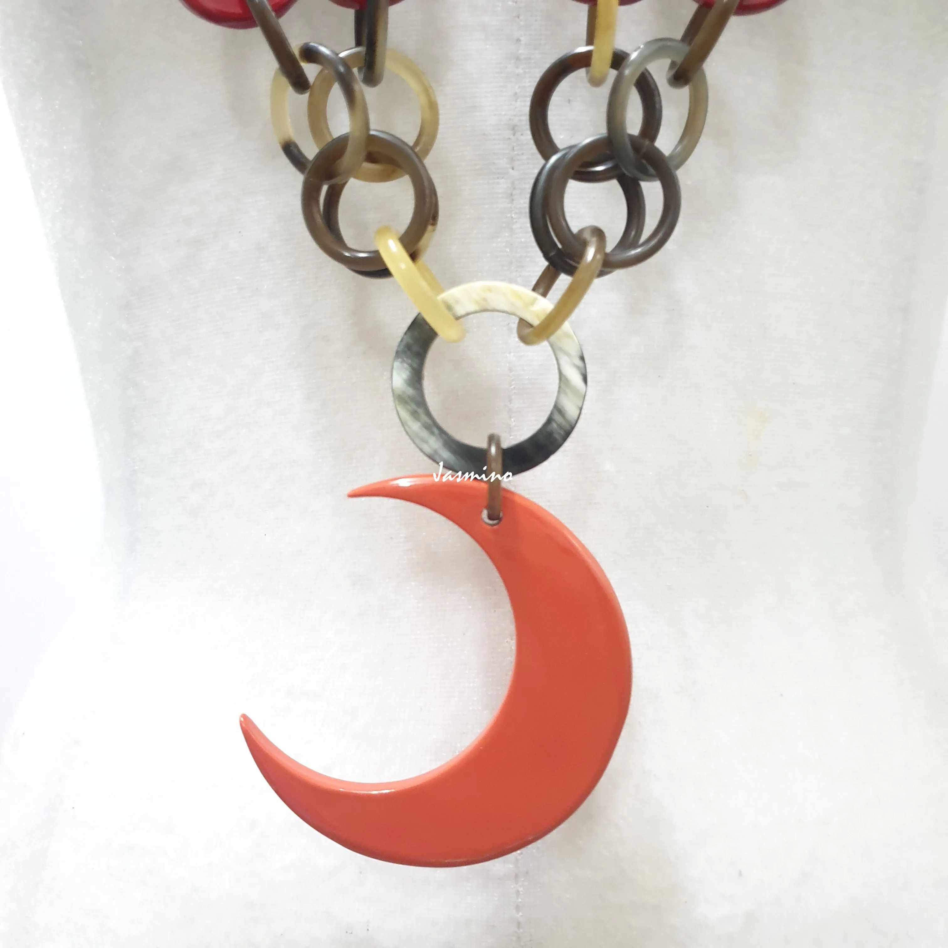 Breathtaking Trendy Necklace J18162, Made by Buffalo Horn and Lacquer