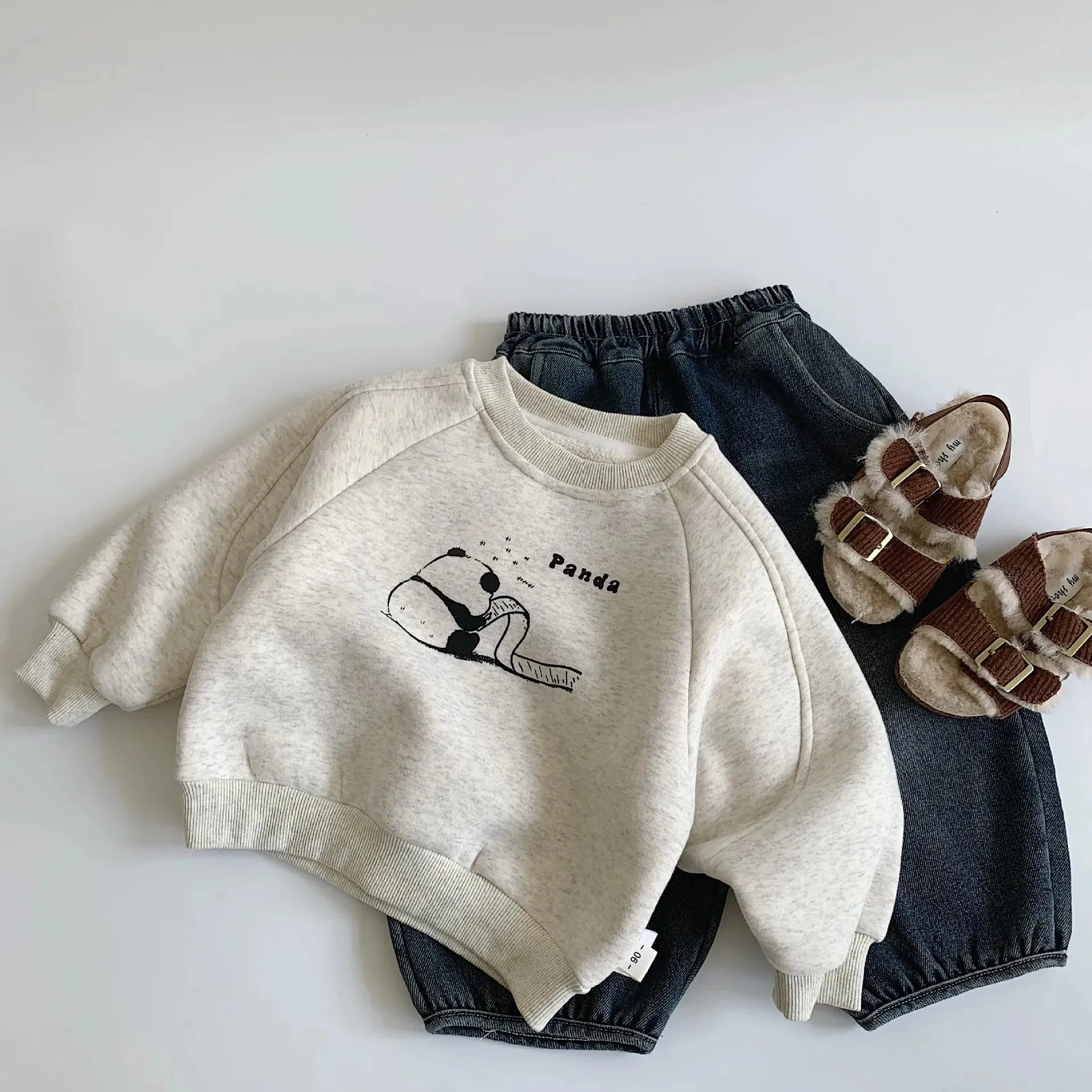 Cartoon Panda Fleece-Lined Sweatshirt