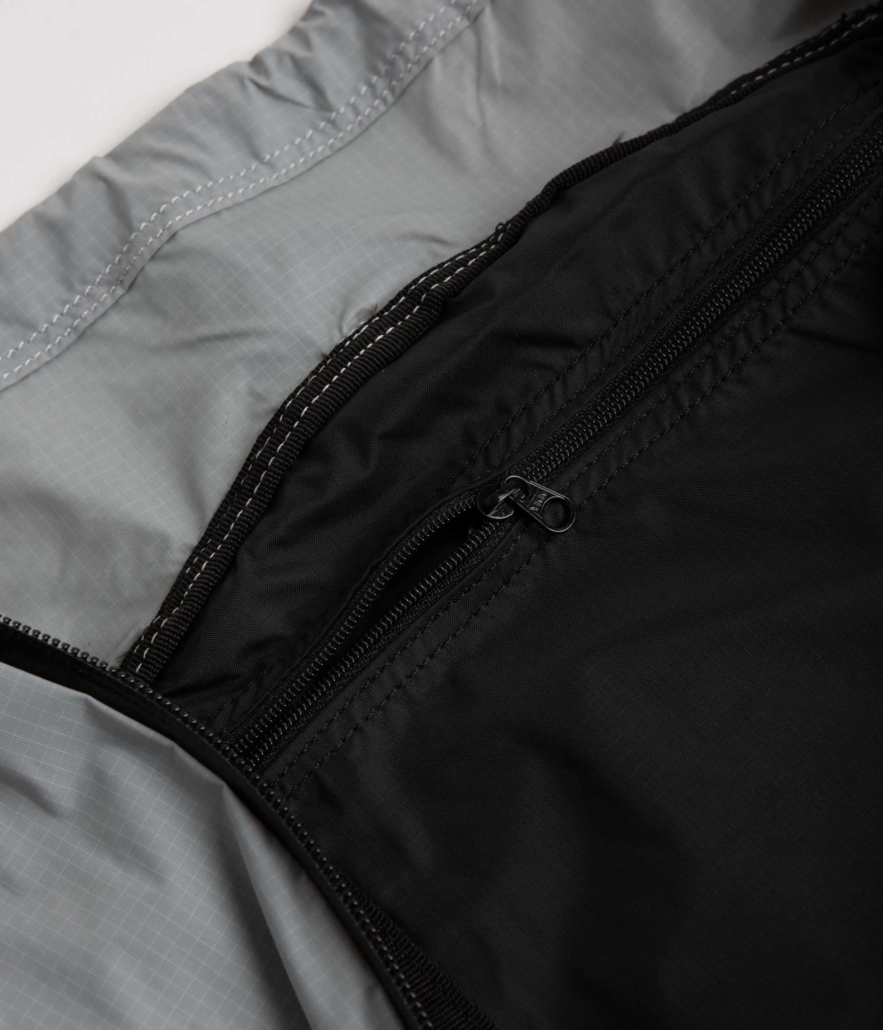 Cayl Cho Pee Bag - Grey