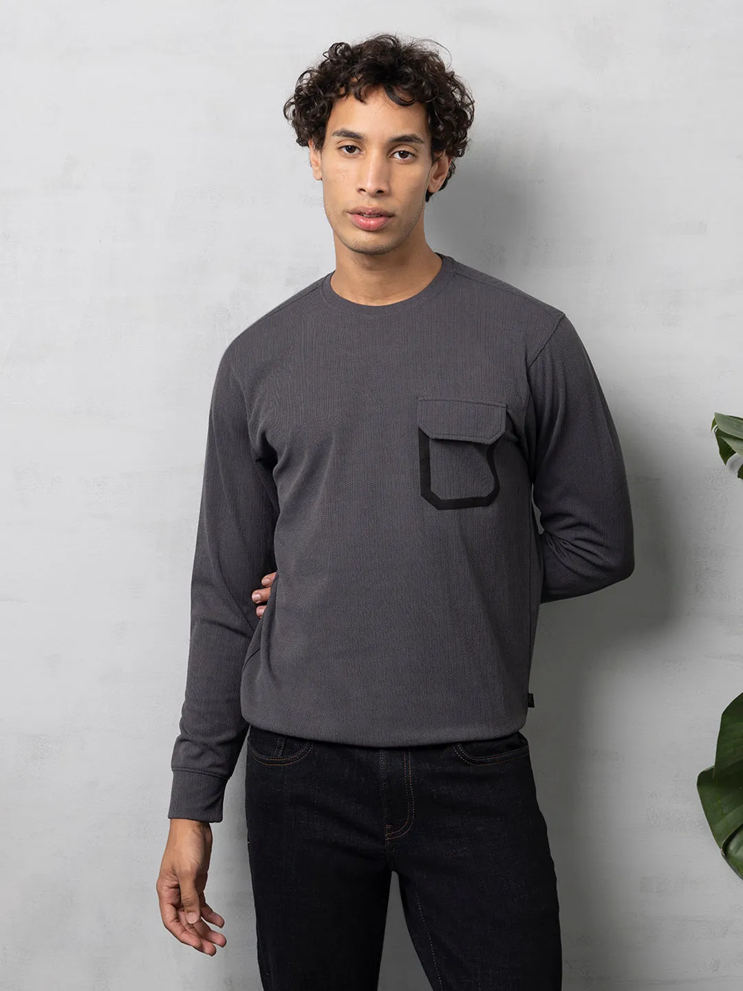 Charcoal self-structured sweatshirt