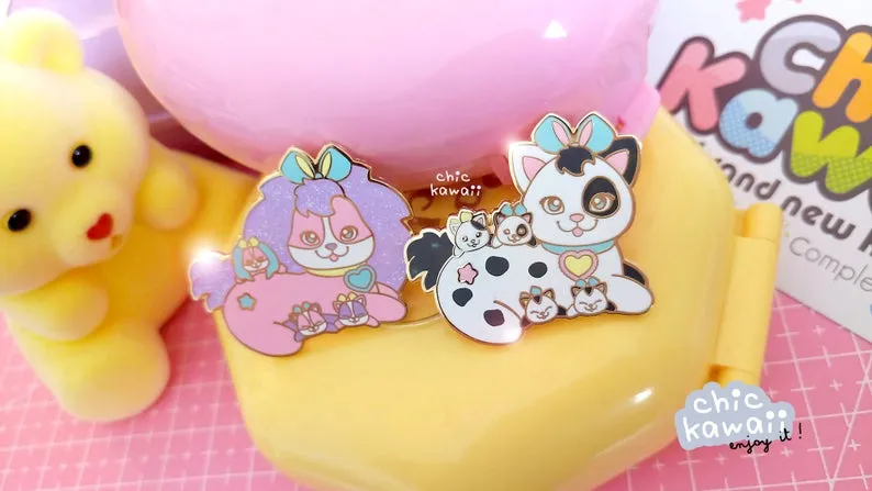 Chic Kawaii Surprise Kitty Pin