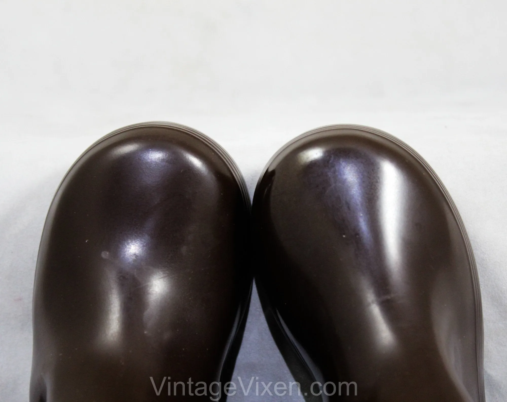 Child Size 8 Brown Galoshes - Authentic 1960s Child's Rain Boots - Waterproof Rubber Overshoe - 60s Mid Century Deadstock - Thermolites