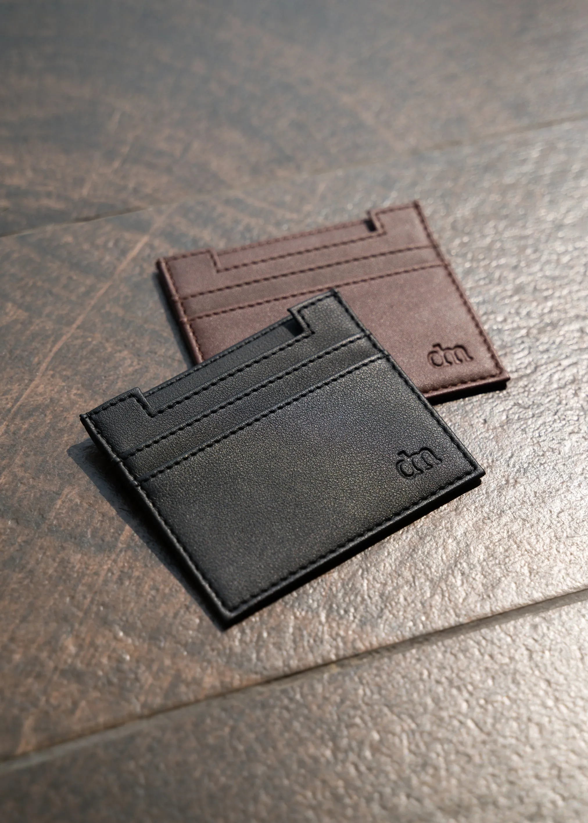 Classic — Black Card Holder