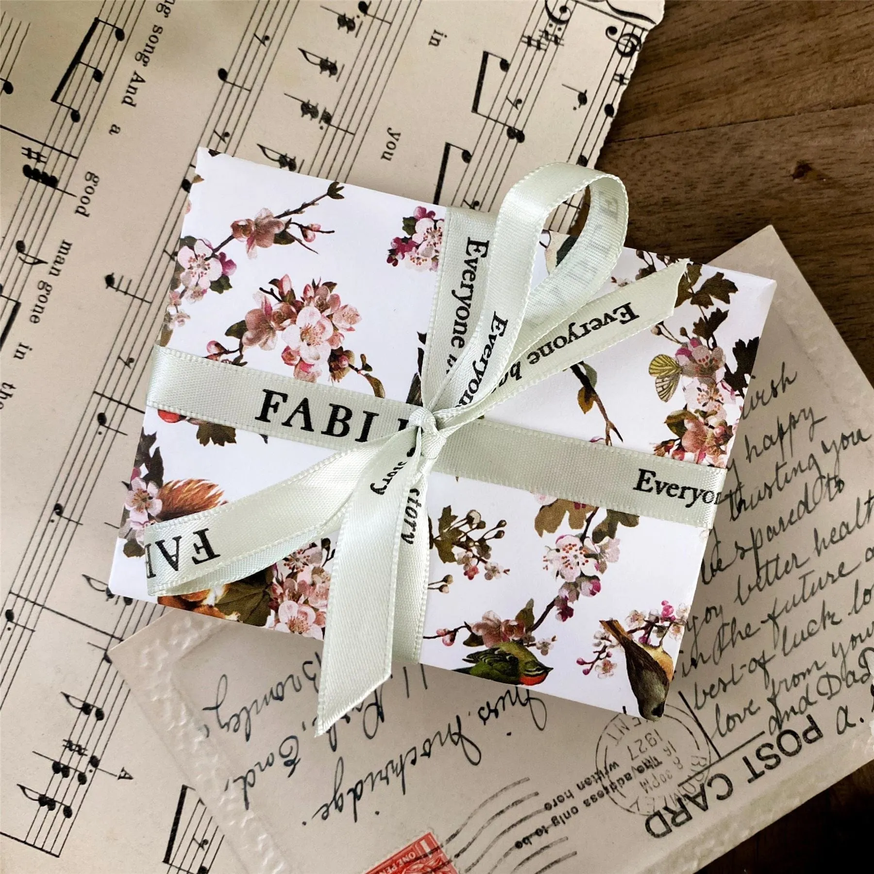 Classic Gift Wrapping