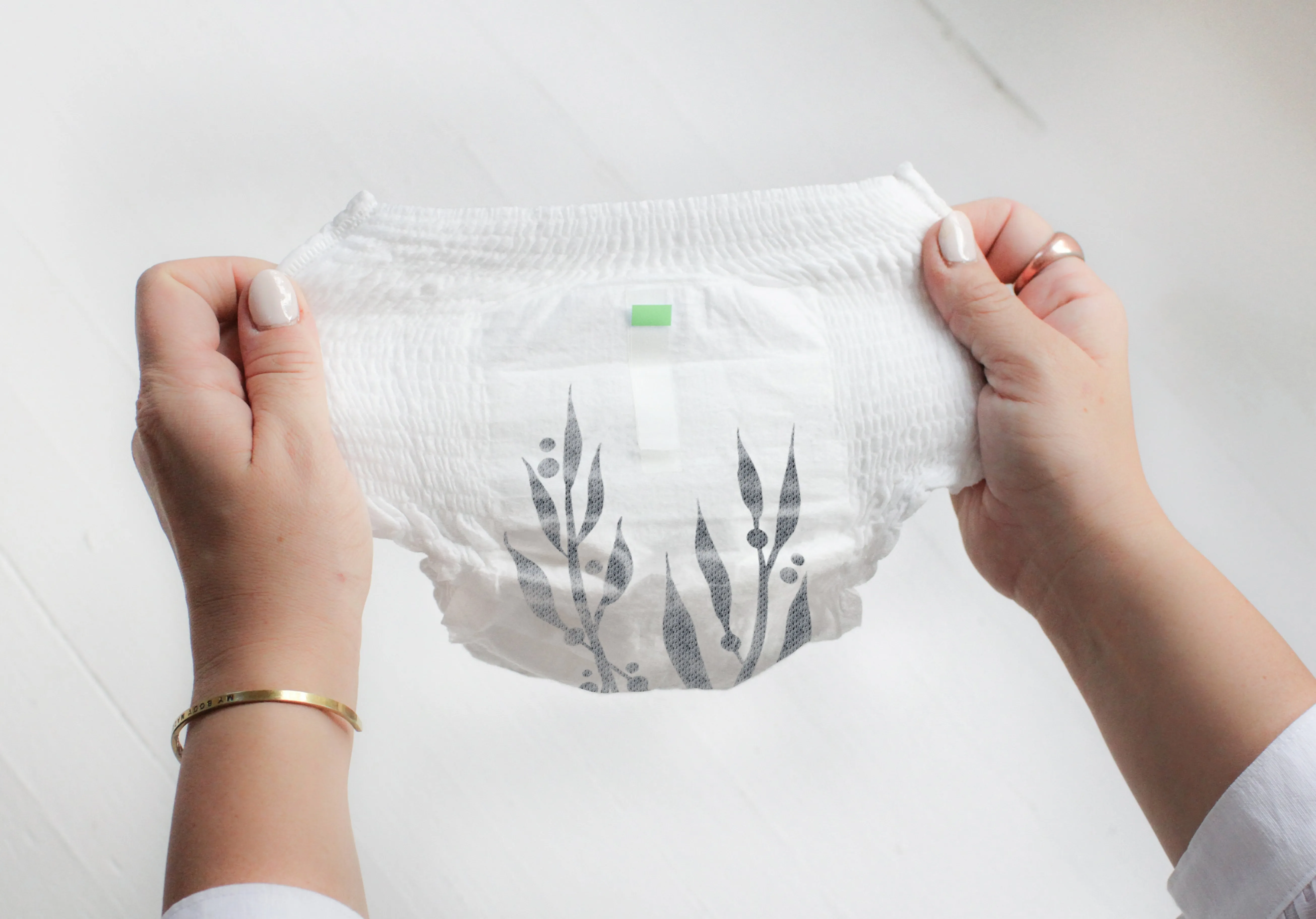 Clear Dry™ Natural Disposable Diaper Pants