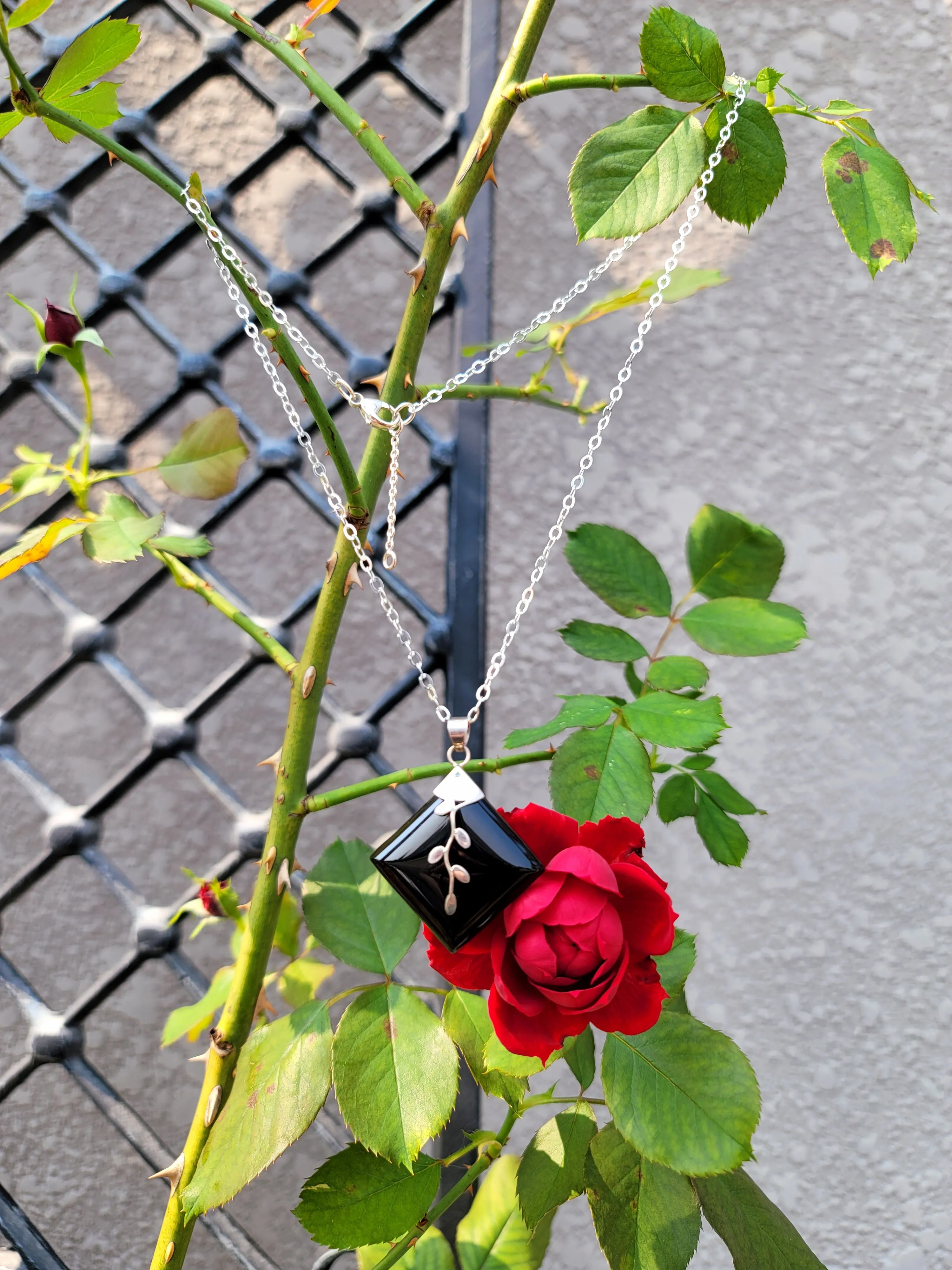 Climbing Vine Necklace