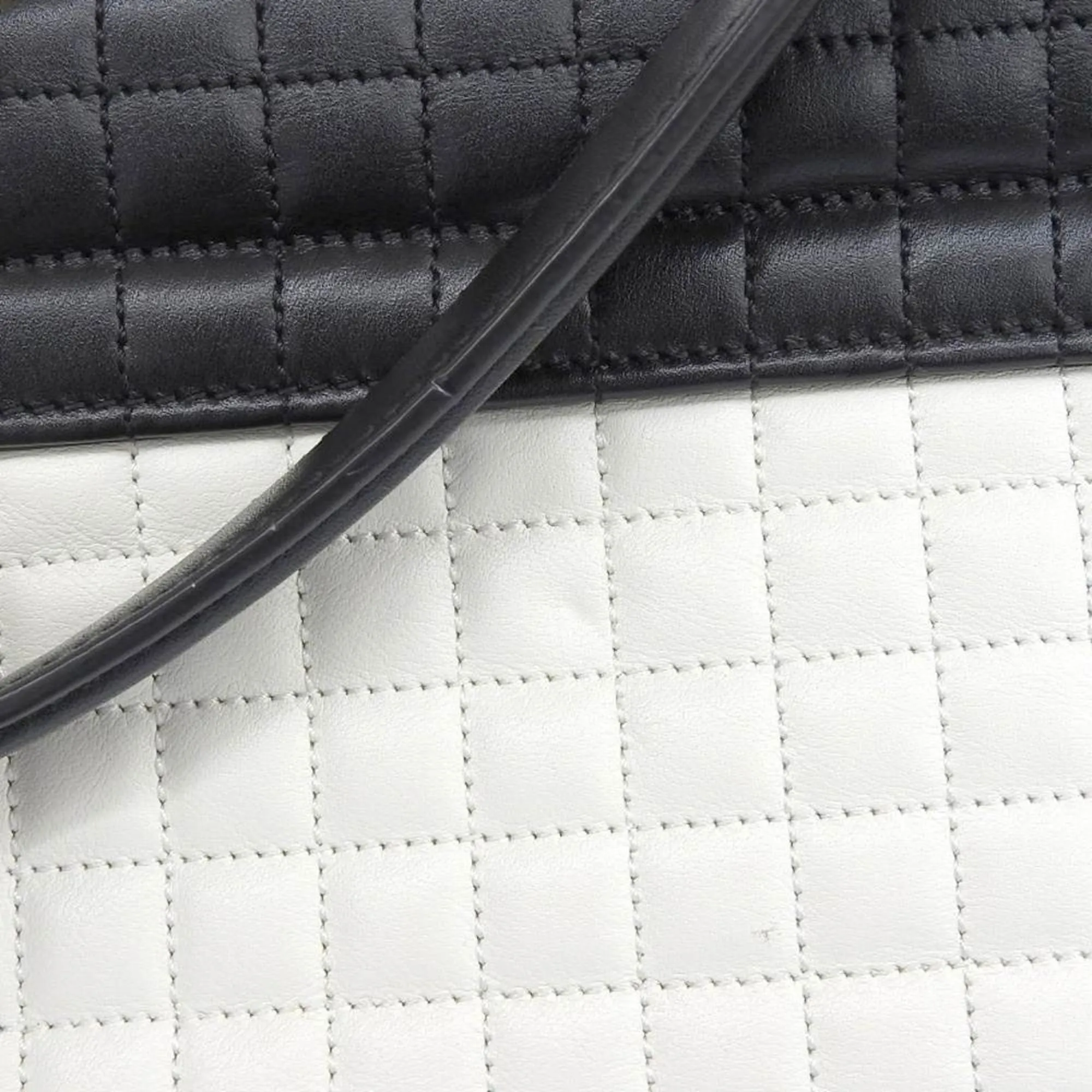 Céline Classic