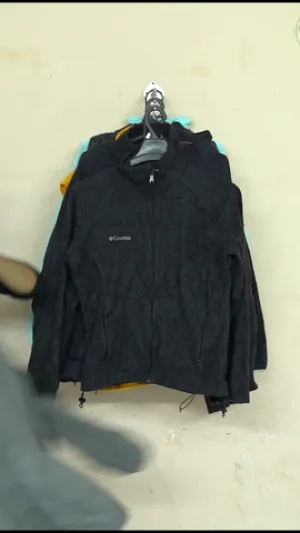 Columbia Fleece Jackets 30pcs
