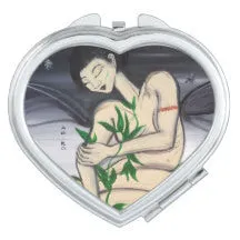 Compact Heart Shaped Mirror