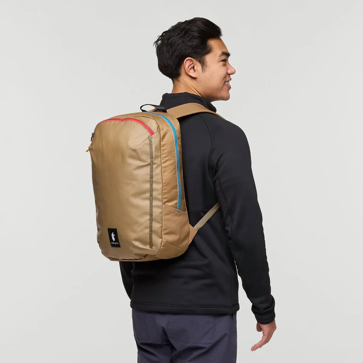 Cotopaxi Vaya 18L Backpack - Cada Dia - Desert