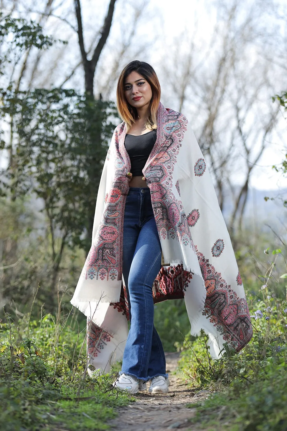 Creamy White Colour Shawl With Flower Pattern Style Bold And Dense Border Gives Rich And beautiful Look.