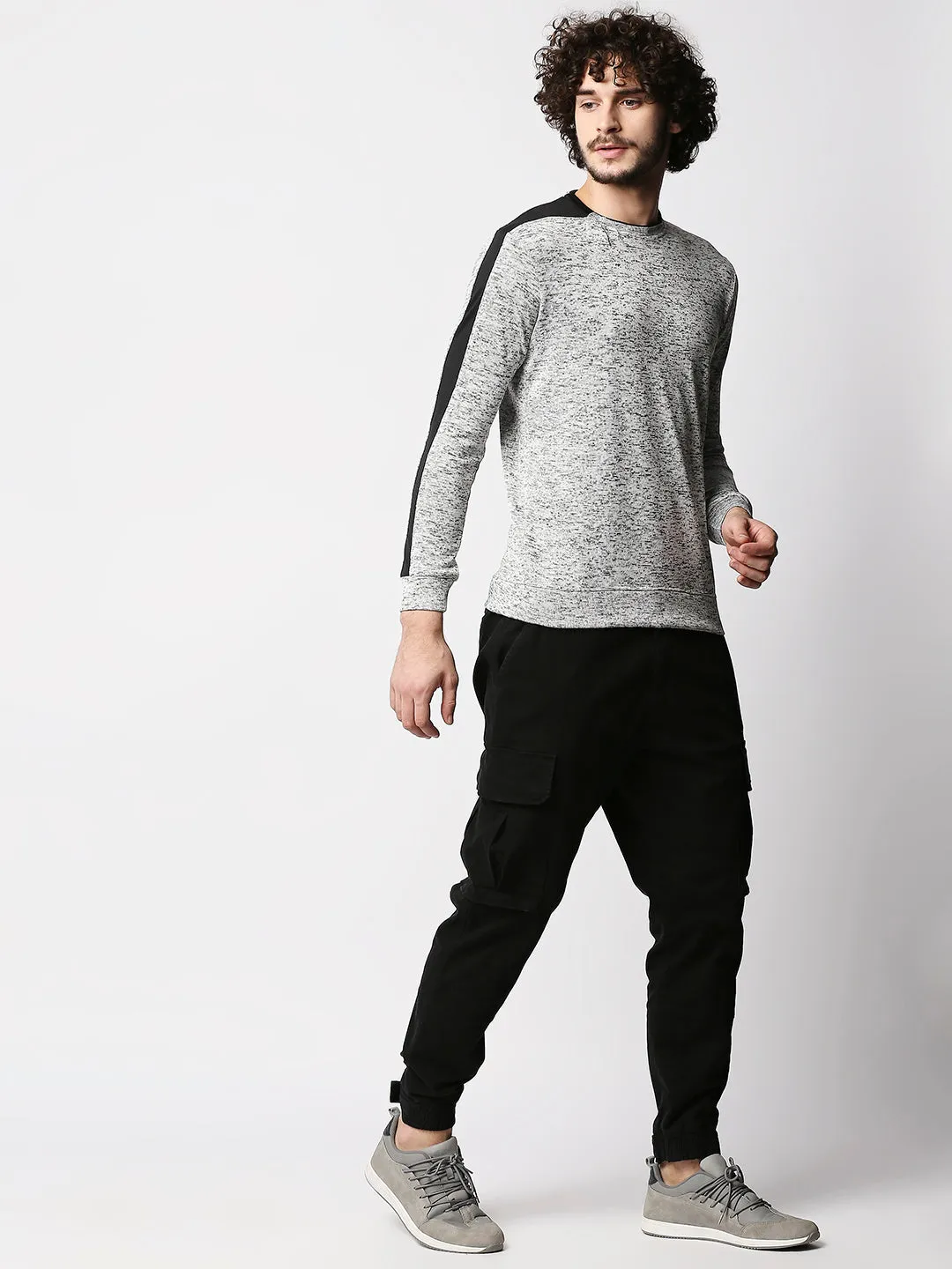 Disrupt Men Grey Textured Streetstyle Pullover