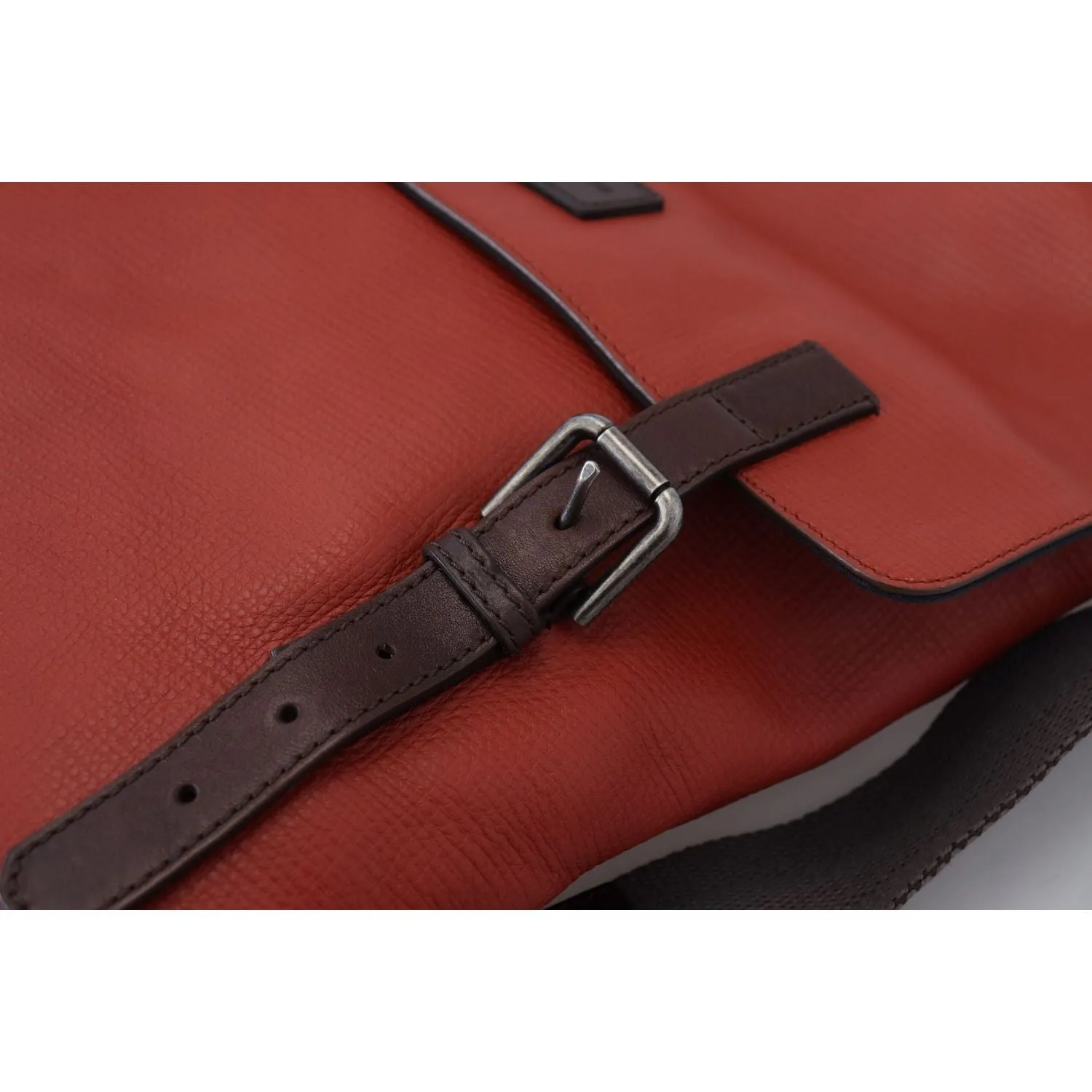 Dolce & Gabbana Elegant Calfskin Leather Backpack in Orange