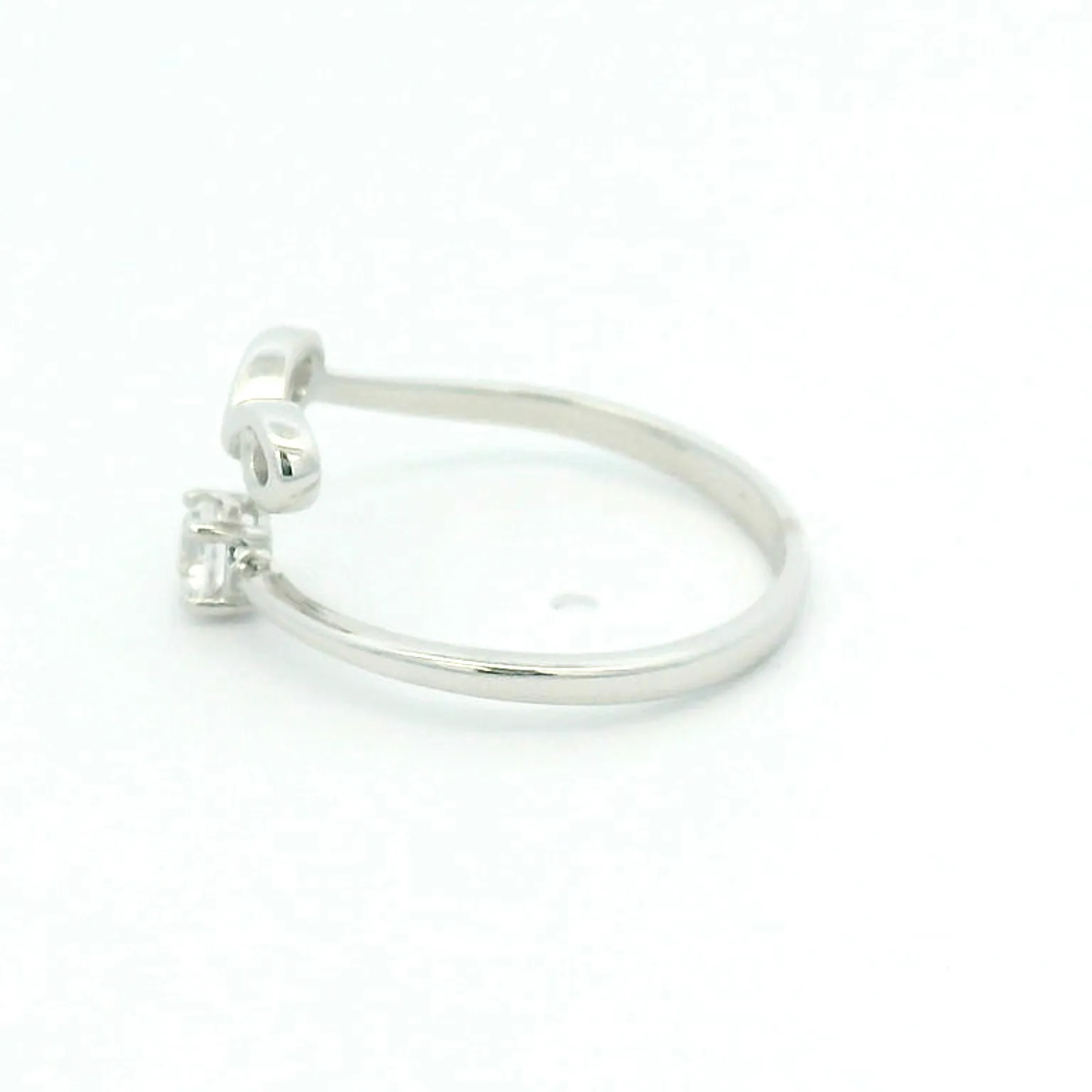 Elegant Aries 10K White Gold Ring with Created White Sapphire