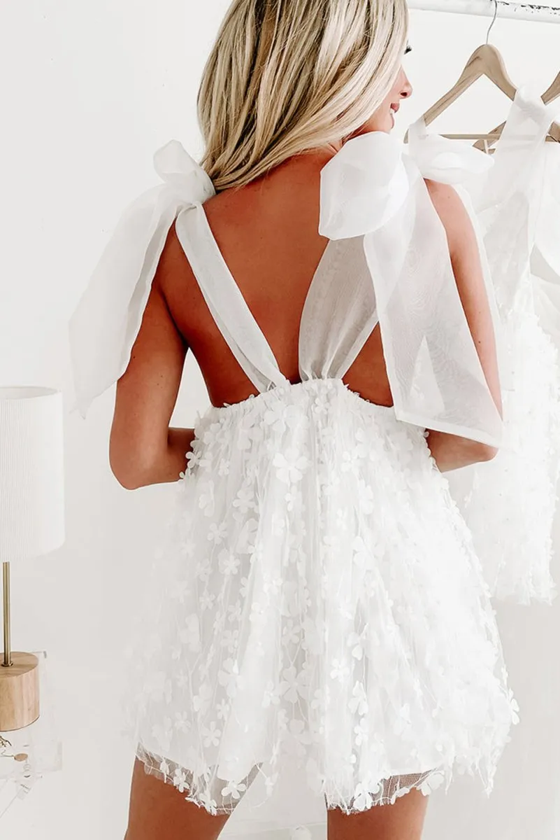 Elegant White Flower Applique Puffy Dress