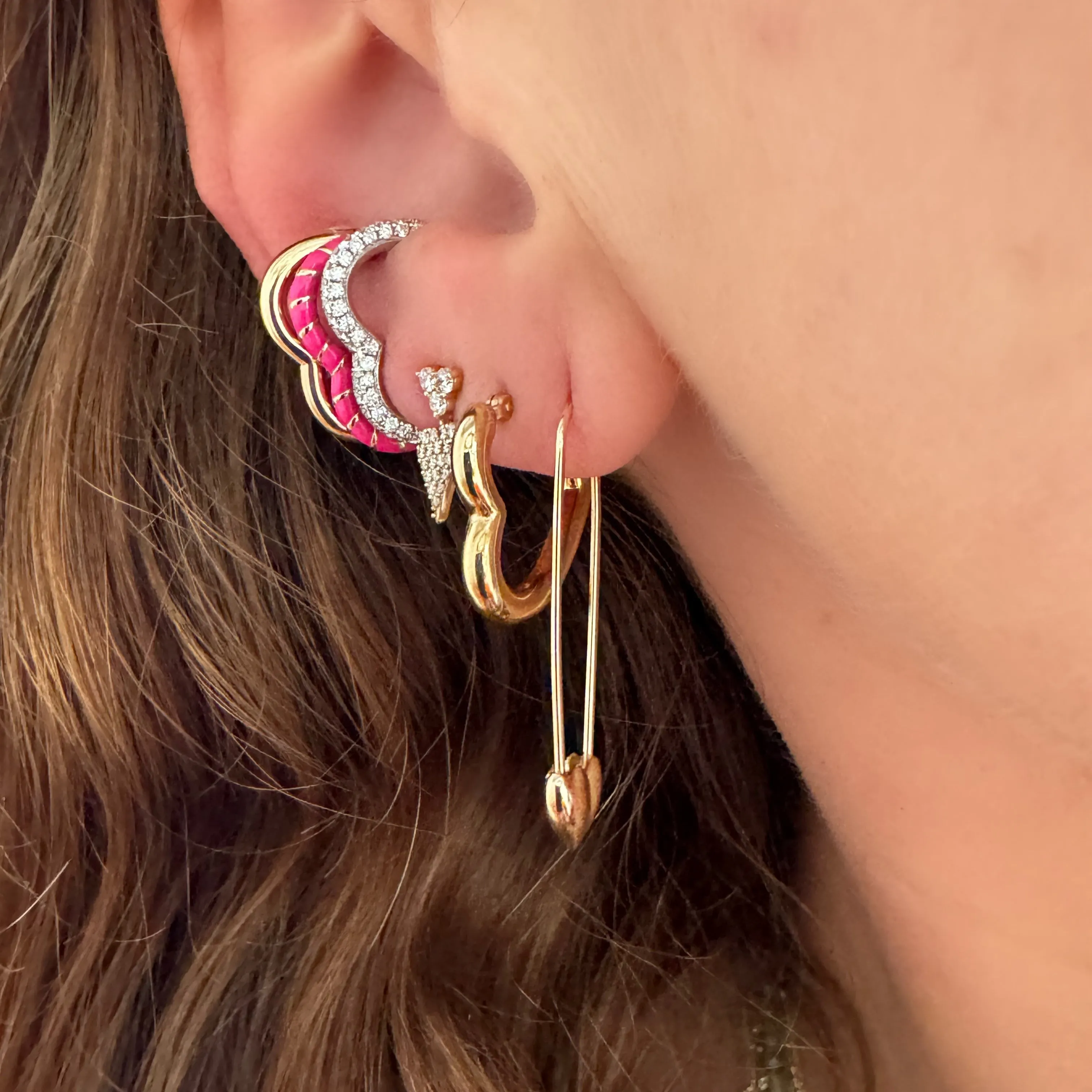 Enamel Heart Amor Ear Cuff