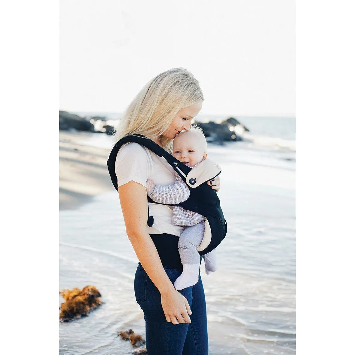Ergobaby 360 Carrier - Black Camel