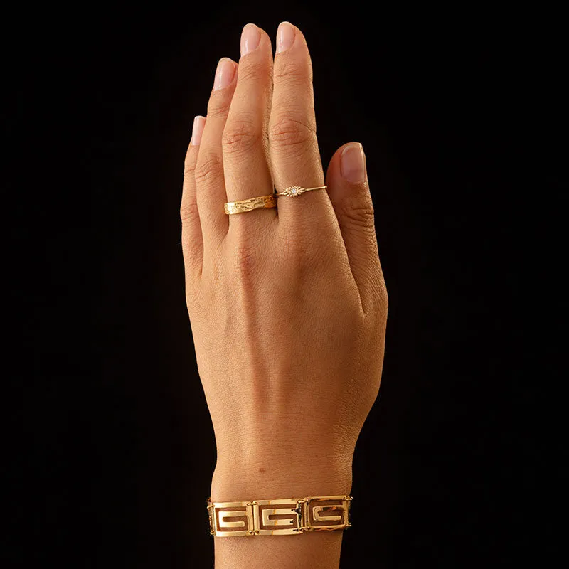 Evil Eye Ring, Diamond, 9kt Yellow Gold