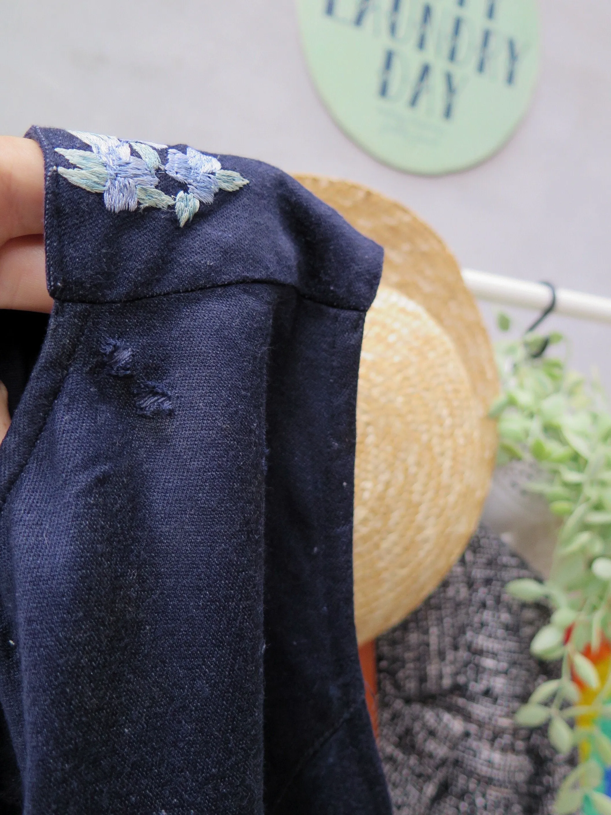 Festival Girl | Vintage 1970s 1980s Bohemian hippie embroidered vest