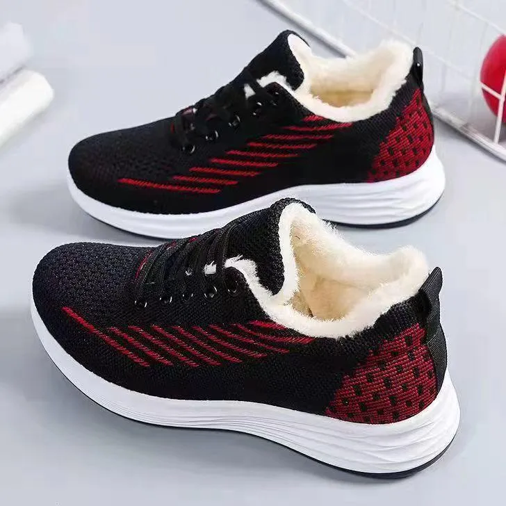 Fleece and padded winter mom shoes