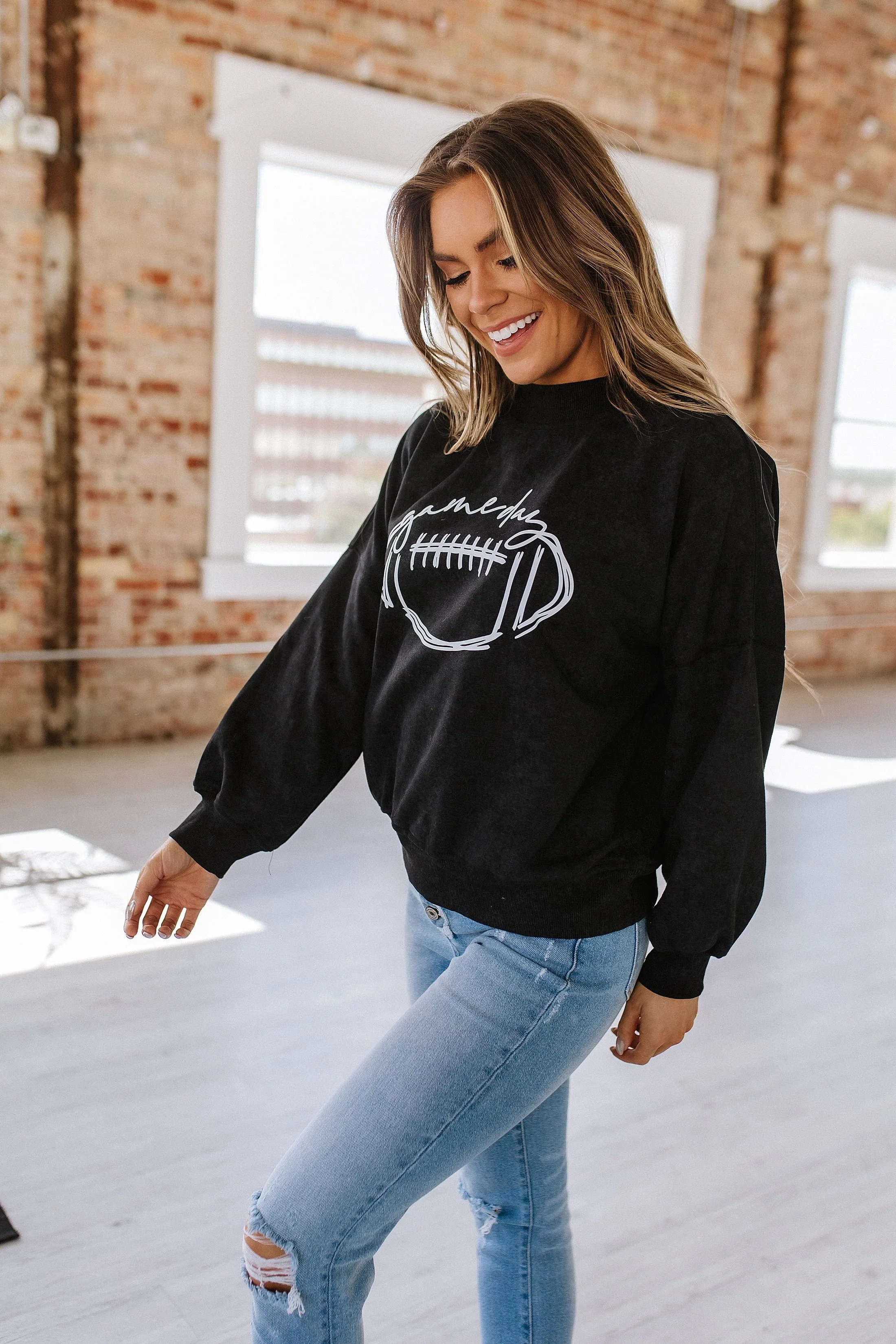 Game Day Pullover Sweatshirt | S-2XL | PRE ORDER