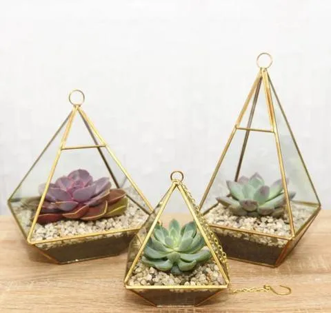 GEOMETRIC 8" PLANTER GLASS PYRAMID TERRARIUM VASE (Gold) triangle