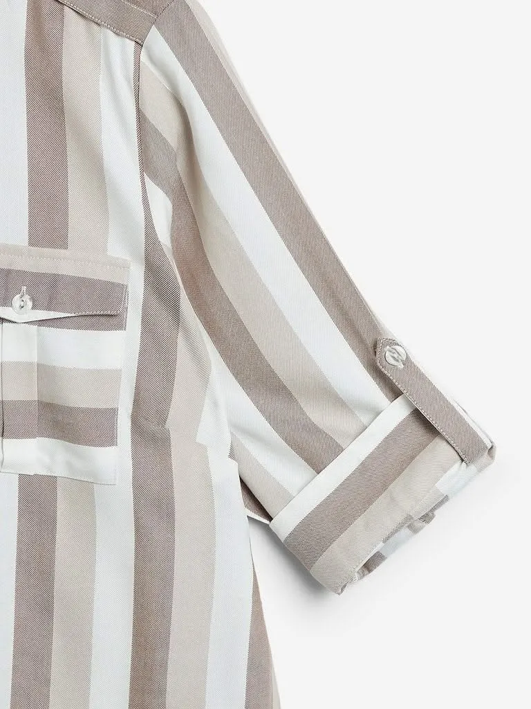 Gia Curves Off White Striped Delta Shirt